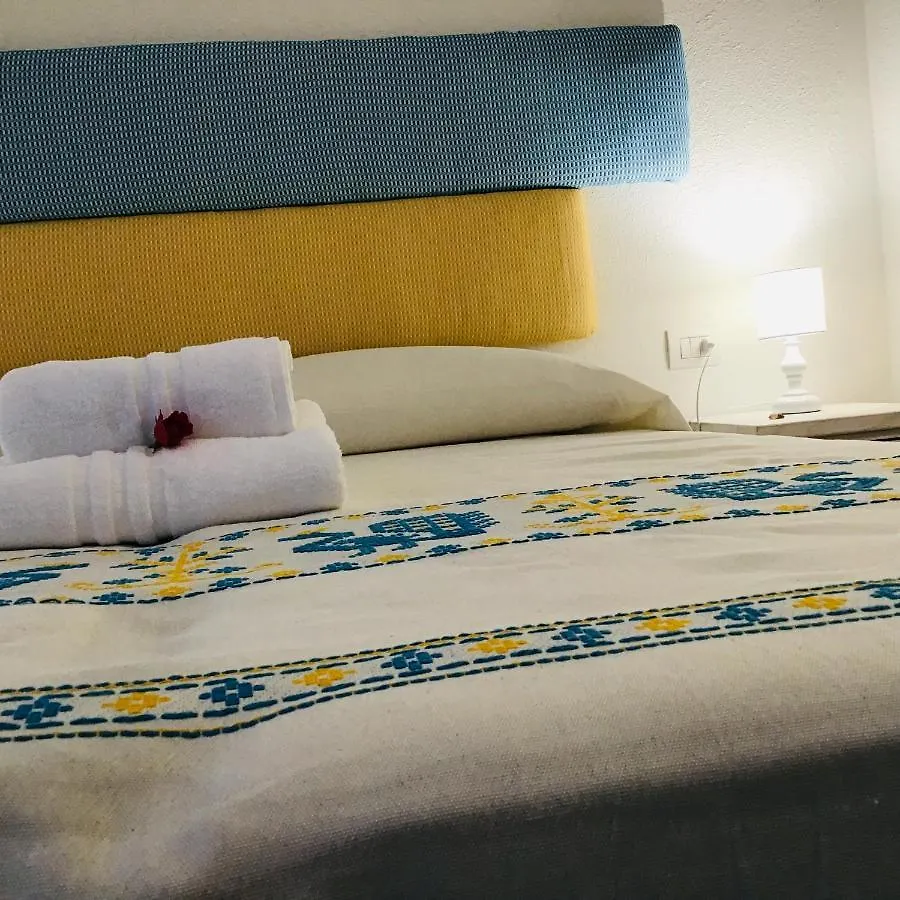 Bed and Breakfast L'Asfodelo La Maddalena  0*, La Maddalena (Sassari)